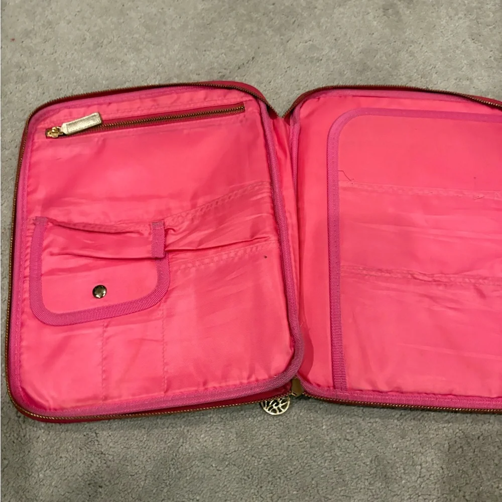 Lilly Pulitzer laptop holder